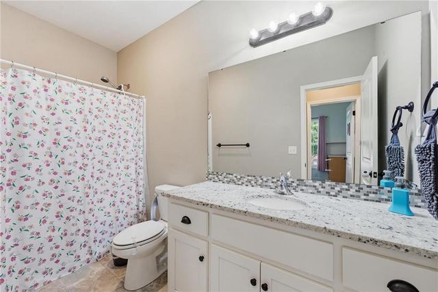 1713 SW Merryman Drive, Lee's Summit, MO 64082