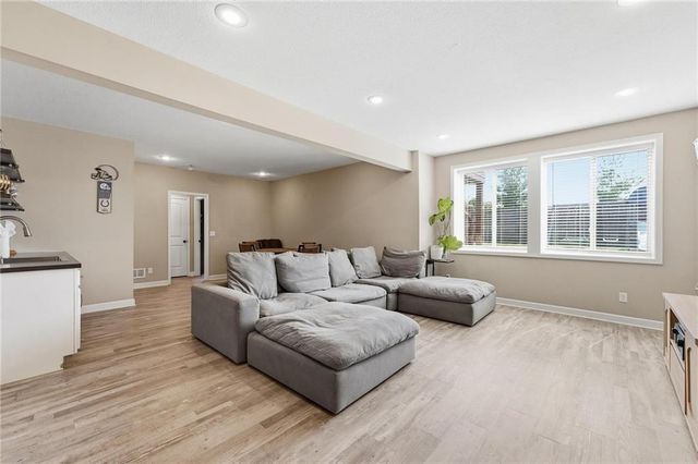 1713 SW Merryman Drive, Lee's Summit, MO 64082