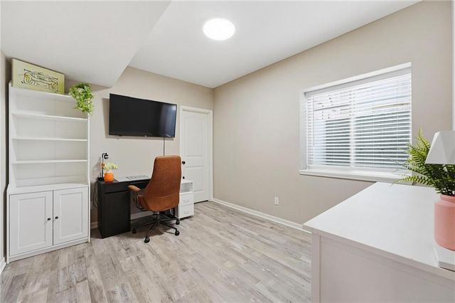 1713 SW Merryman Drive, Lee's Summit, MO 64082
