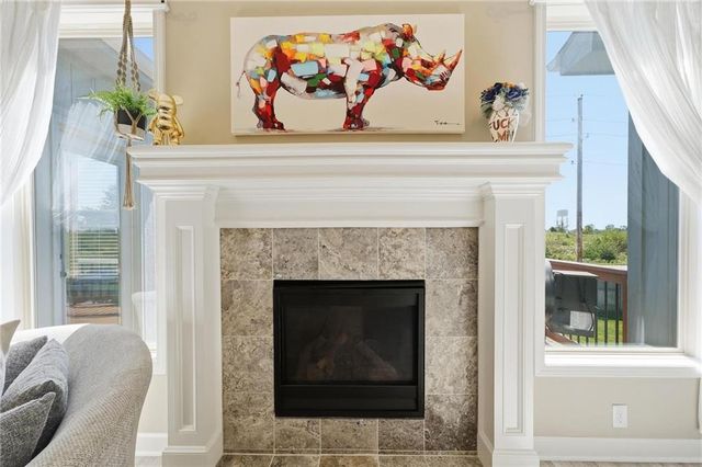 1713 SW Merryman Drive, Lee's Summit, MO 64082