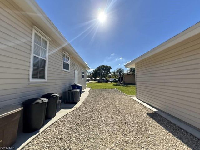 11425 Habersham CT, North Fort Myers, FL 33917