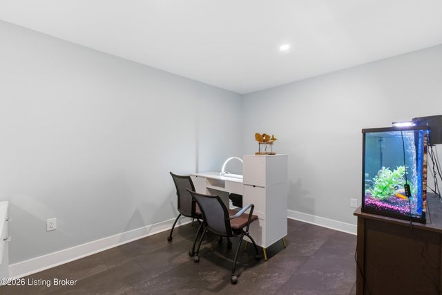 265 Bluffs Edge Dr, Mt Washington, KY 40047