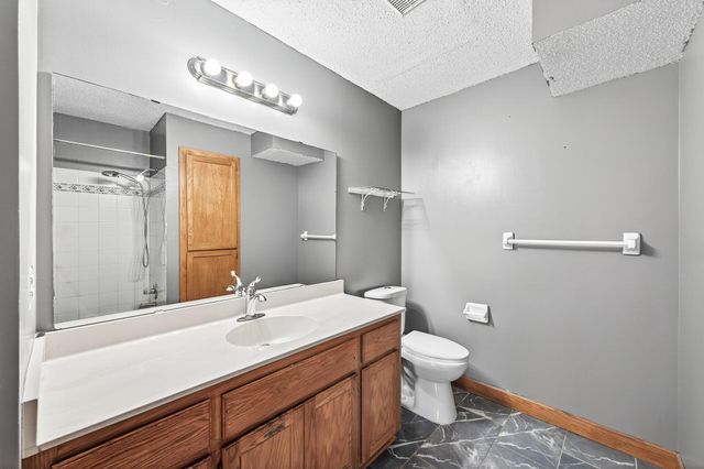 4418 Ladyslipper Avenue N, Brooklyn Park, MN 55443