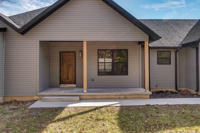 208 Danalia Drive, Marshfield, MO 65706