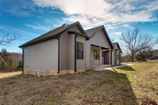 208 Danalia Drive, Marshfield, MO 65706