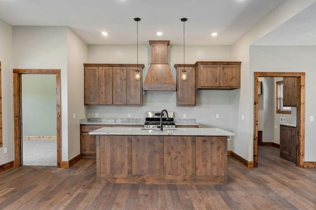 208 Danalia Drive, Marshfield, MO 65706