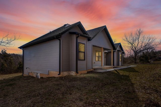 208 Danalia Drive, Marshfield, MO 65706