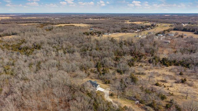 208 Danalia Drive, Marshfield, MO 65706