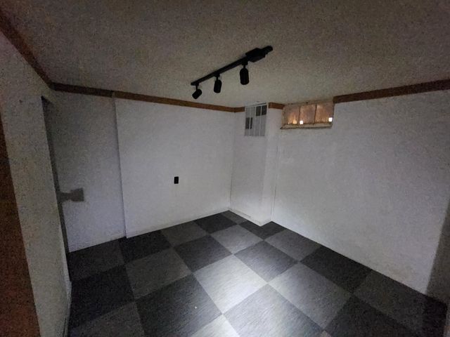 1537 N Burns, Wichita, KS 67203