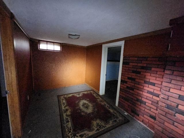 1537 N Burns, Wichita, KS 67203