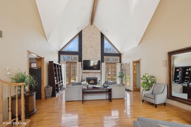 3460 E Challas Entrance Road, Crete, IL 60417