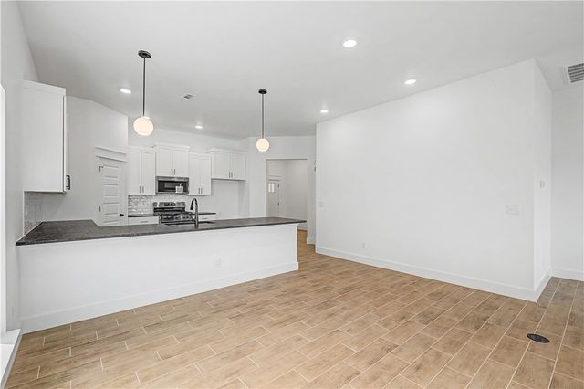 2610 Elstar Court, Centerton, AR 72712