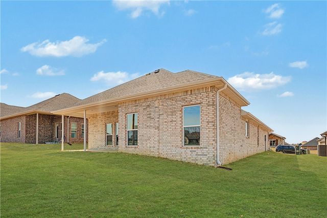 2610 Elstar Court, Centerton, AR 72712