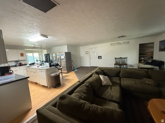 7046 S 700 E, Midvale, UT 84047