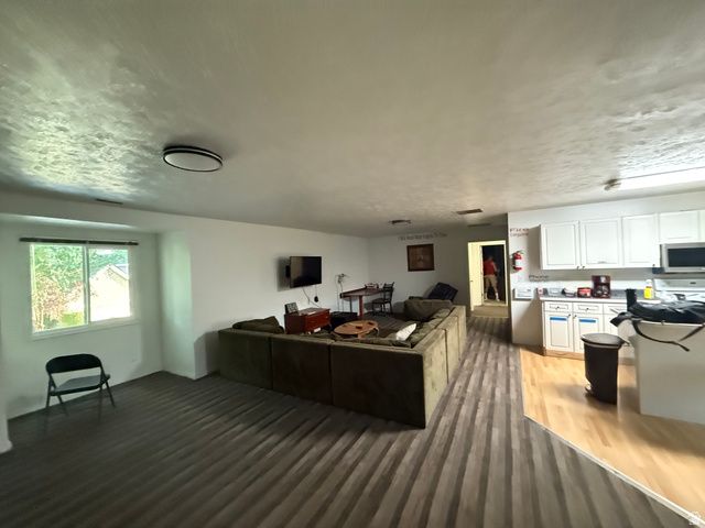 7046 S 700 E, Midvale, UT 84047