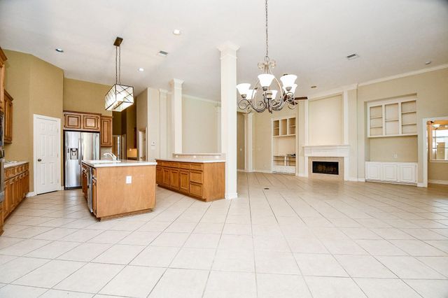 1735 Lake Charlotte Lane, Richmond, TX 77406