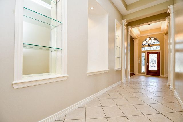 1735 Lake Charlotte Lane, Richmond, TX 77406