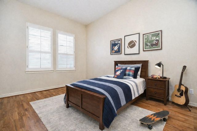 1735 Lake Charlotte Lane, Richmond, TX 77406