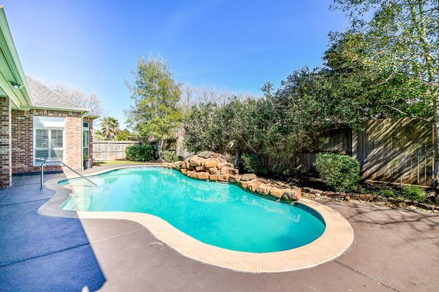 1735 Lake Charlotte Lane, Richmond, TX 77406