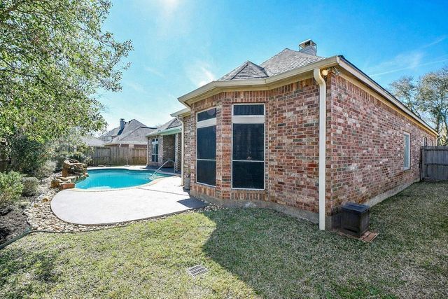 1735 Lake Charlotte Lane, Richmond, TX 77406