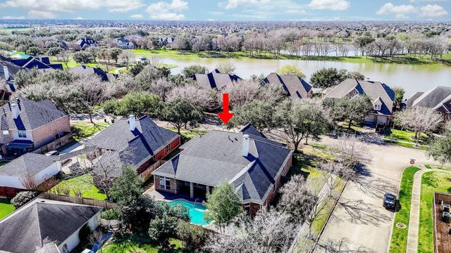 1735 Lake Charlotte Lane, Richmond, TX 77406