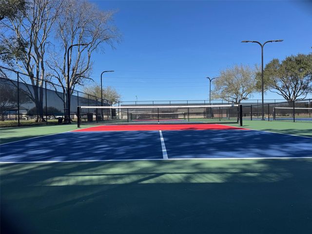 1735 Lake Charlotte Lane, Richmond, TX 77406