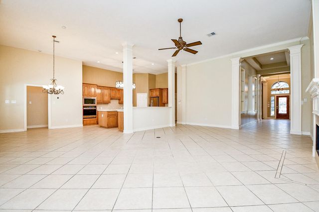 1735 Lake Charlotte Lane, Richmond, TX 77406