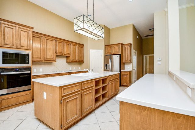 1735 Lake Charlotte Lane, Richmond, TX 77406