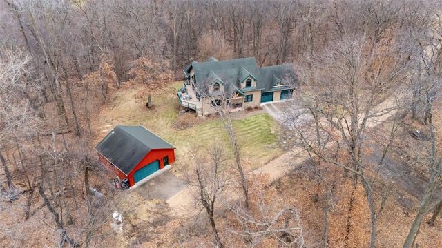 2228 Hendershot Road NE, North Liberty, IA 52317