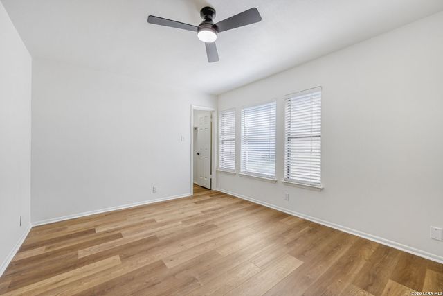 7059 Shadow Run, San Antonio, TX 78250