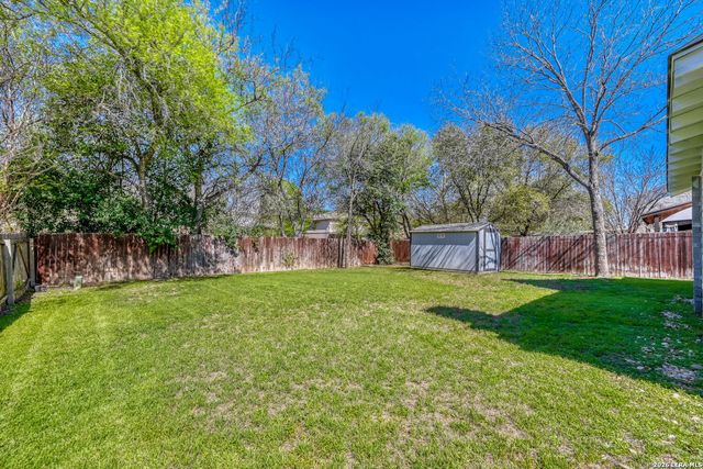 7059 Shadow Run, San Antonio, TX 78250