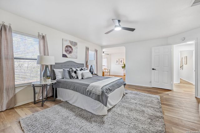 7059 Shadow Run, San Antonio, TX 78250