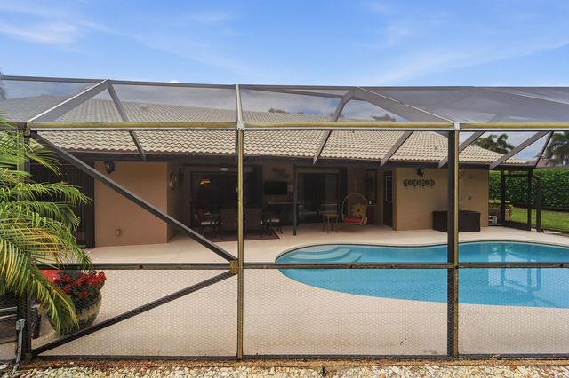 2490 Lob Lolly Lane, Deerfield Beach, FL 33442