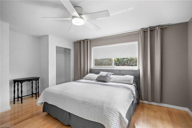 2372 Woodland TER, Fort Myers, FL 33907