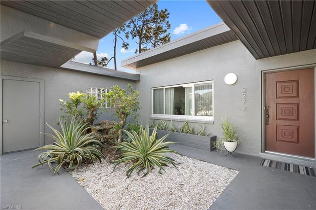 2372 Woodland TER, Fort Myers, FL 33907