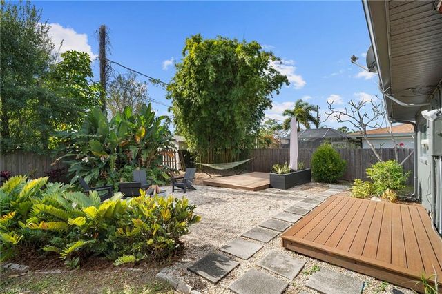 2372 Woodland TER, Fort Myers, FL 33907