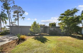 2372 Woodland TER, Fort Myers, FL 33907