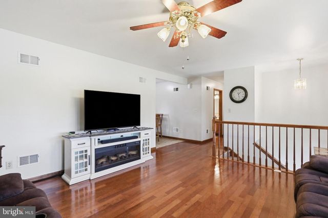 274 PATTISON DRIVE, Shippensburg, PA 17257