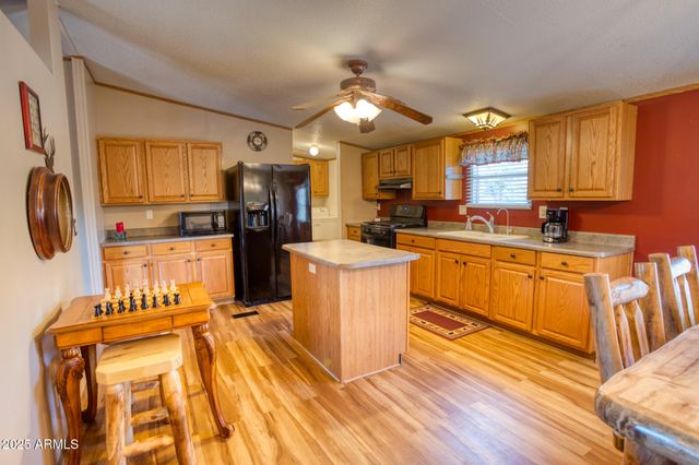 879 GERONIMO Lane, Show Low, AZ 85901