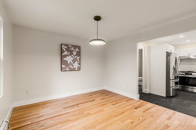 180 Laurel Hill Drive, South Burlington, VT 05405