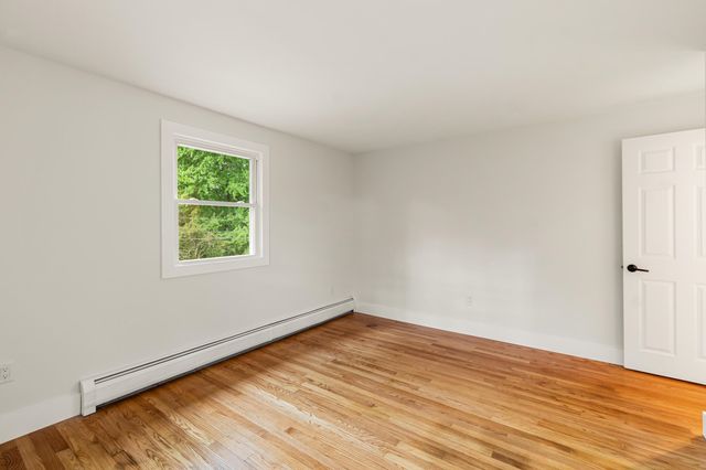 180 Laurel Hill Drive, South Burlington, VT 05405