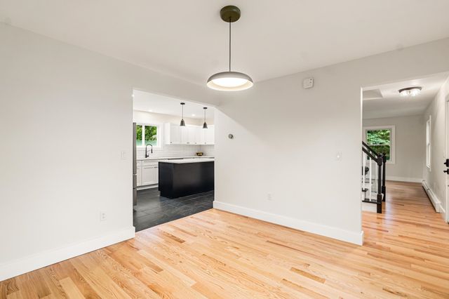 180 Laurel Hill Drive, South Burlington, VT 05405