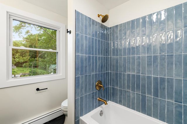 180 Laurel Hill Drive, South Burlington, VT 05405