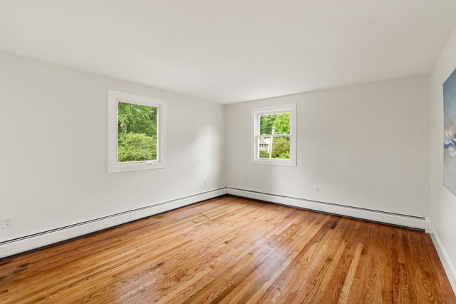 180 Laurel Hill Drive, South Burlington, VT 05405