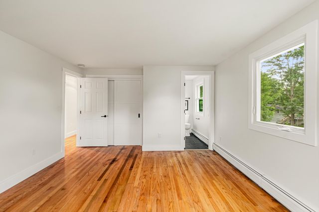180 Laurel Hill Drive, South Burlington, VT 05405