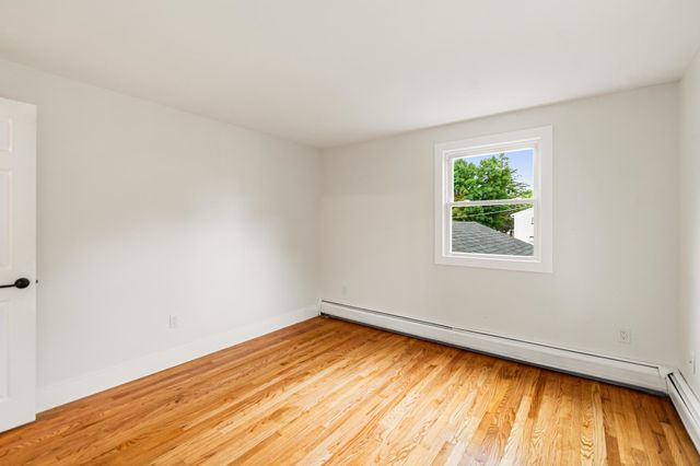 180 Laurel Hill Drive, South Burlington, VT 05405