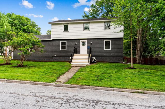 180 Laurel Hill Drive, South Burlington, VT 05405