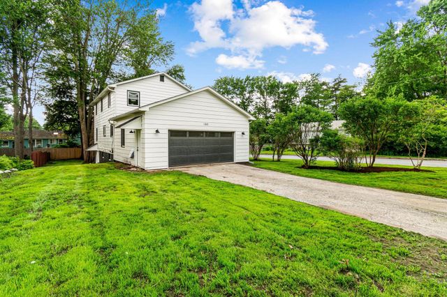 180 Laurel Hill Drive, South Burlington, VT 05405
