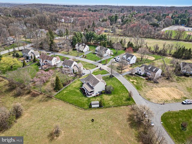26 WOODSIDE FARM DR, Garnet Valley, PA 19060