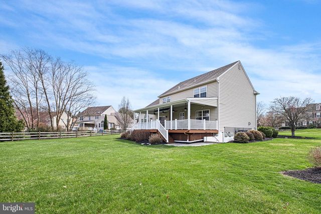 26 WOODSIDE FARM DR, Garnet Valley, PA 19060